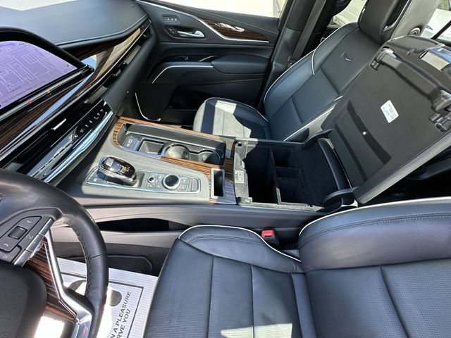 Certified 2023 Cadillac Escalade ESV Premium Luxury RWD image 28