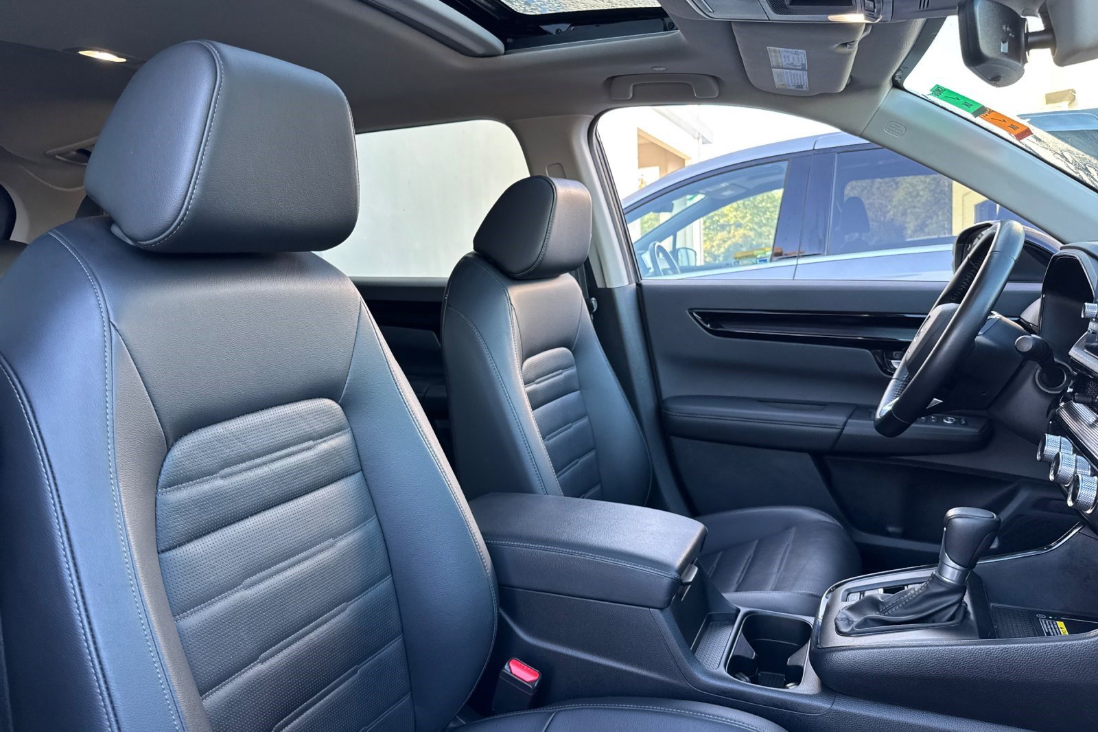 Used 2025 Honda CR-V EX-L image 30