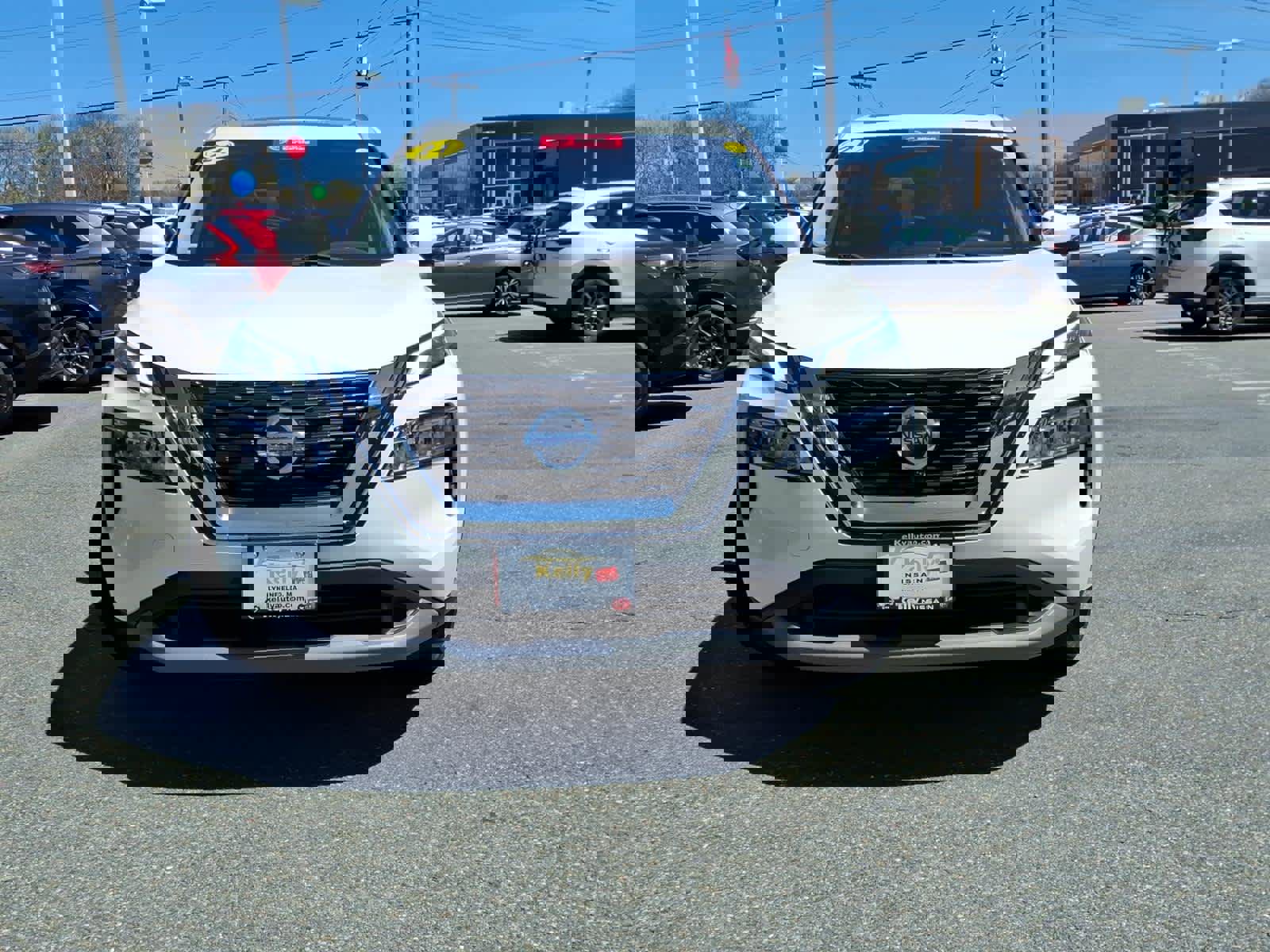 Used 2021 Nissan Rogue SV w/ Premium Package AWD/4WD image 2