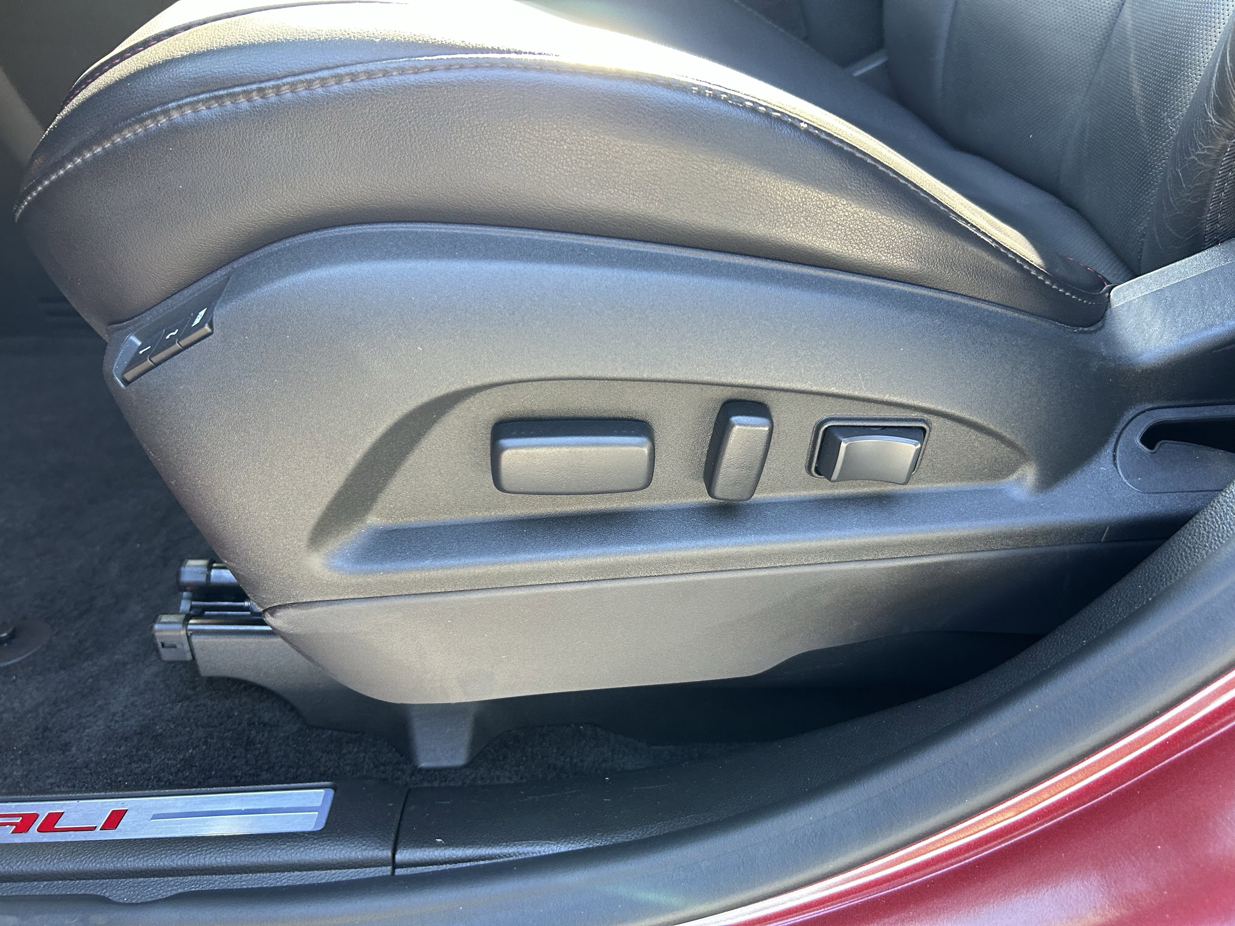 Used 2015 GMC Terrain Denali FWD image 19