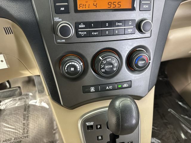 Used 2008 Kia Rondo LX w/ Convenience Pkg FWD image 7