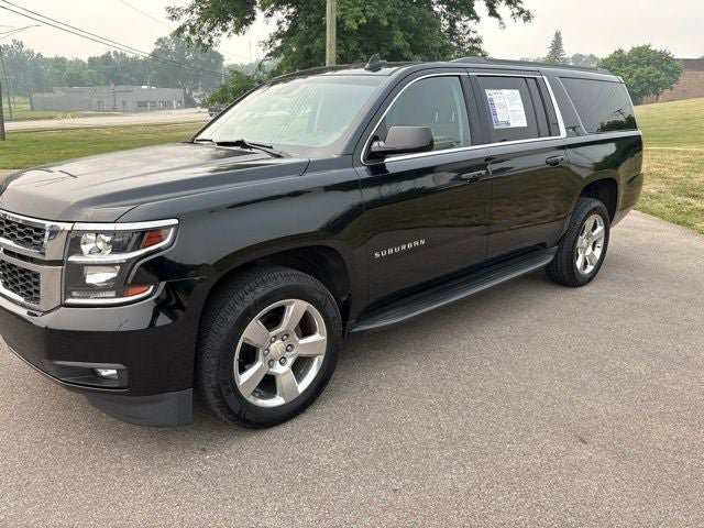Used 2018 Chevrolet Suburban LT AWD/4WD image 17