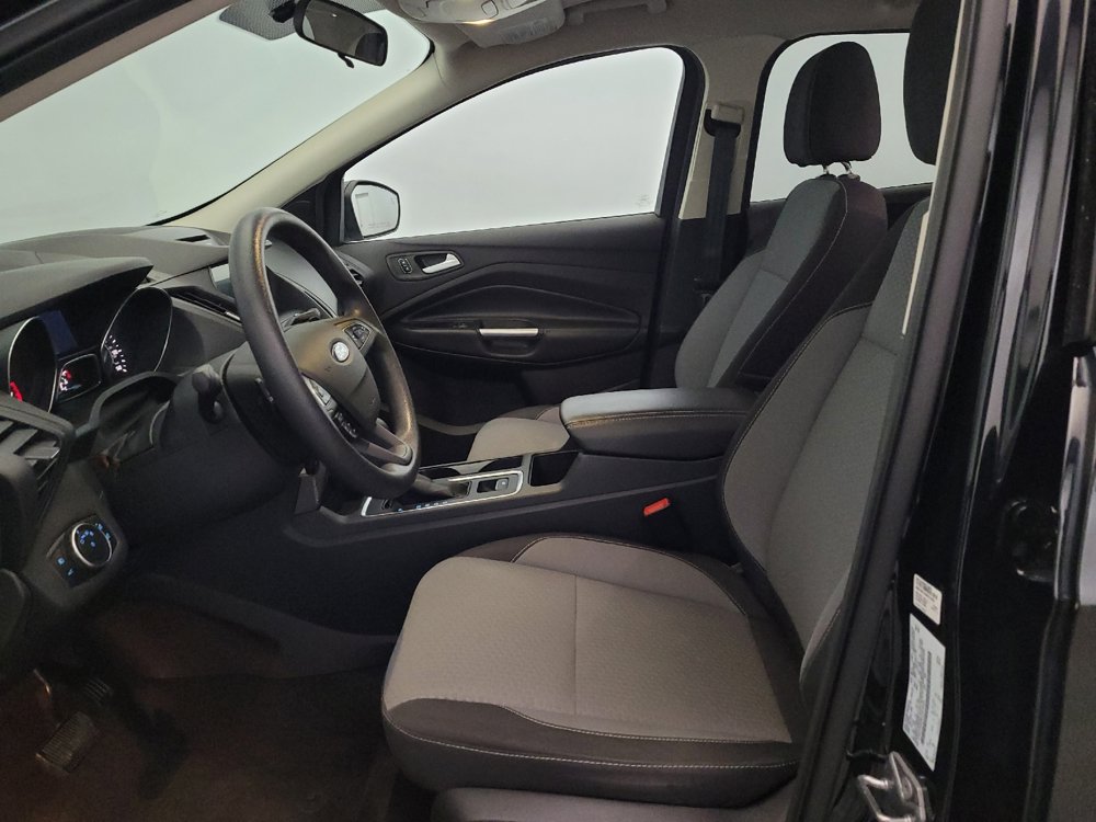 Used 2017 Ford Escape SE w/ Equipment Group 201A AWD/4WD image 17