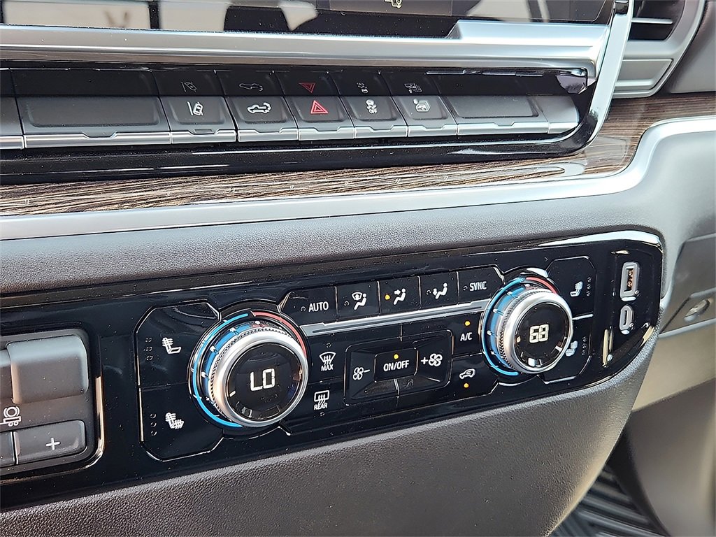 New 2025 GMC Sierra 2500 SLE w/ SLE Value Package; image 14