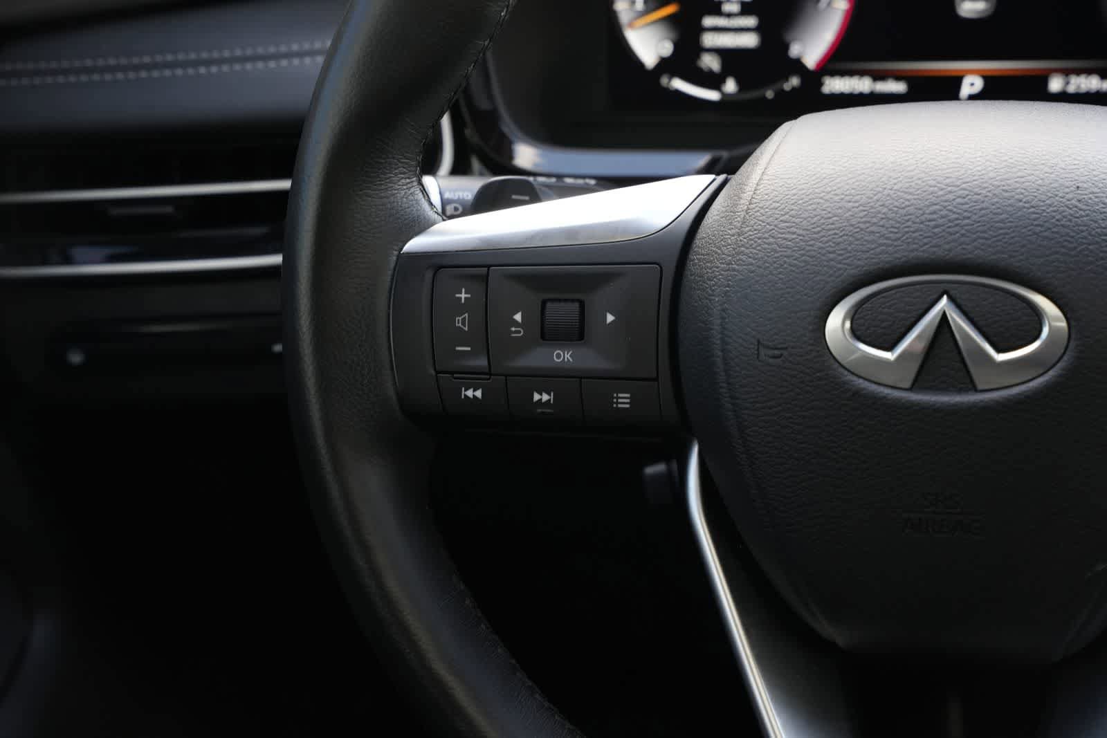 Certified 2023 INFINITI QX60 Luxe w/ Cargo Package FWD image 11