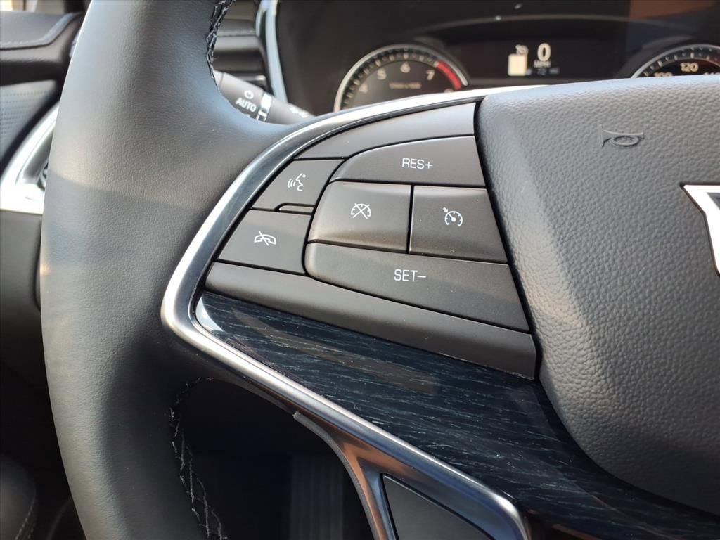 New 2025 Cadillac XT5 Premium Luxury w/ LPO, Floor Liner Package image 24