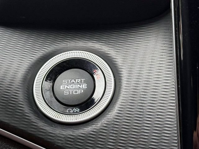 Used 2023 Jeep Grand Cherokee Altitude AWD/4WD image 25