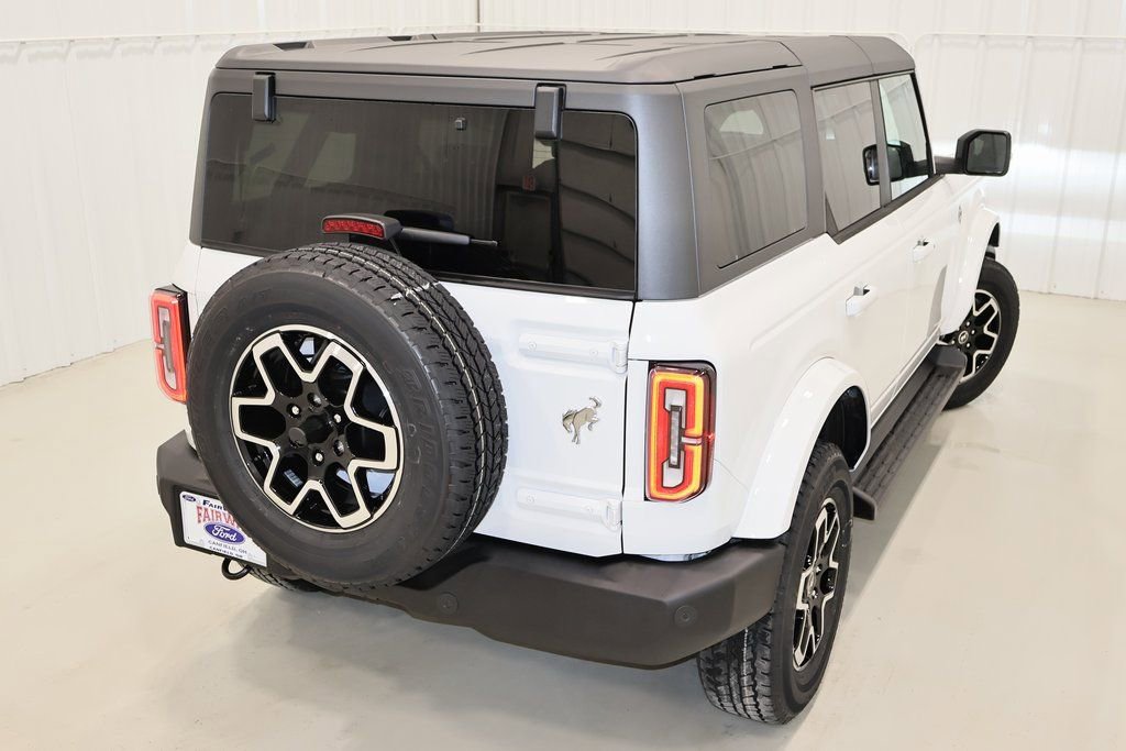 New 2025 Ford Bronco Outer Banks image 35