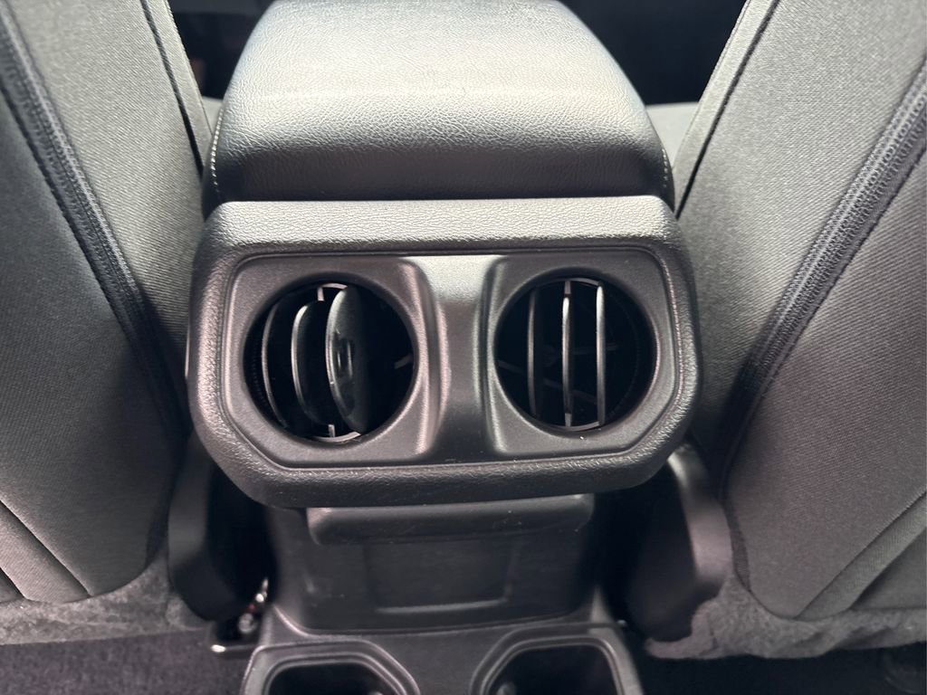 Used 2023 Jeep Gladiator Sport image 33