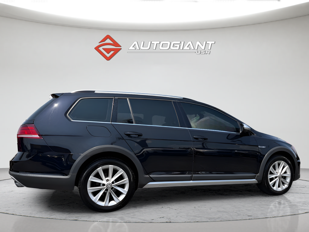 Used 2019 Volkswagen Golf Alltrack AWD/4WD image 16