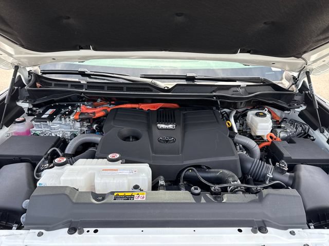 Used 2023 Toyota Sequoia TRD Pro AWD/4WD image 29