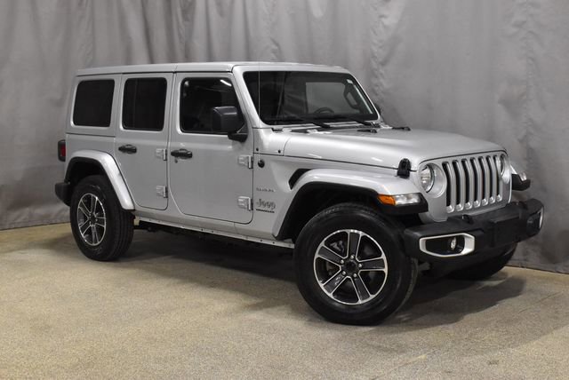 Used 2023 Jeep Wrangler Sahara image 3