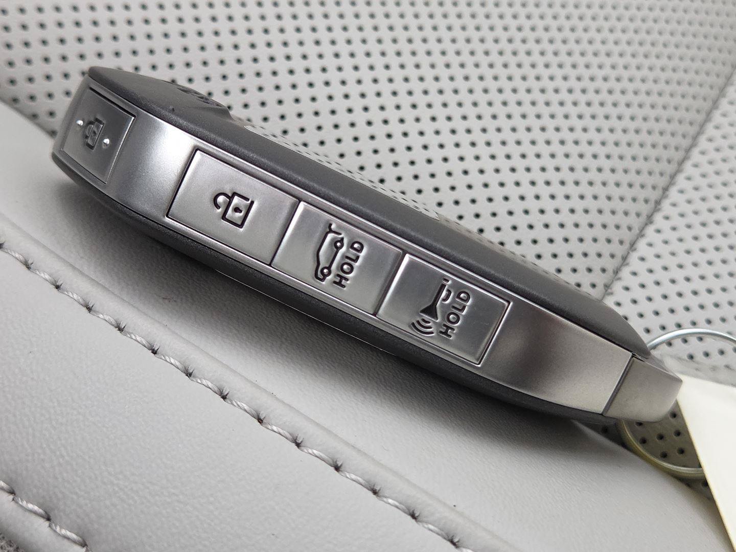 Used 2025 Kia Telluride S FWD image 29
