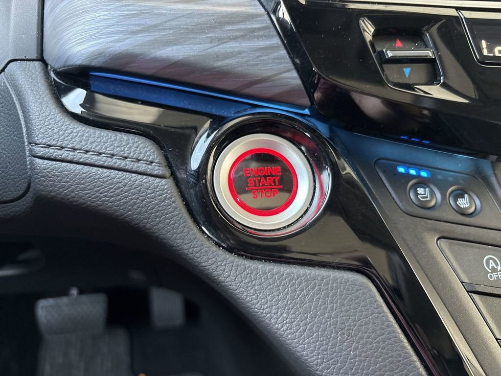 Used 2025 Honda Odyssey Elite image 17