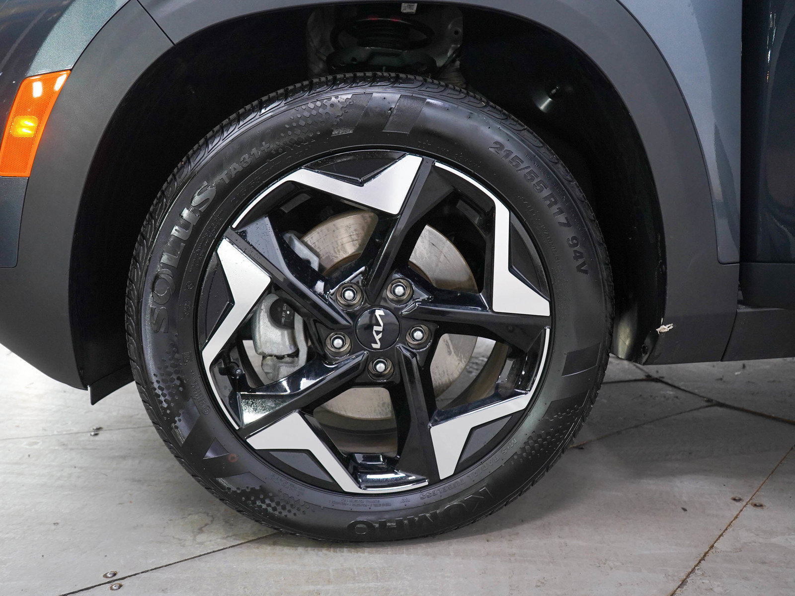 Used 2025 Kia Seltos EX w/ EX Sunroof Package AWD/4WD image 29