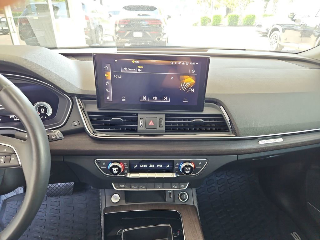 Used 2021 Audi Q5 2.0T Premium Plus w/ Premium Plus Package image 15