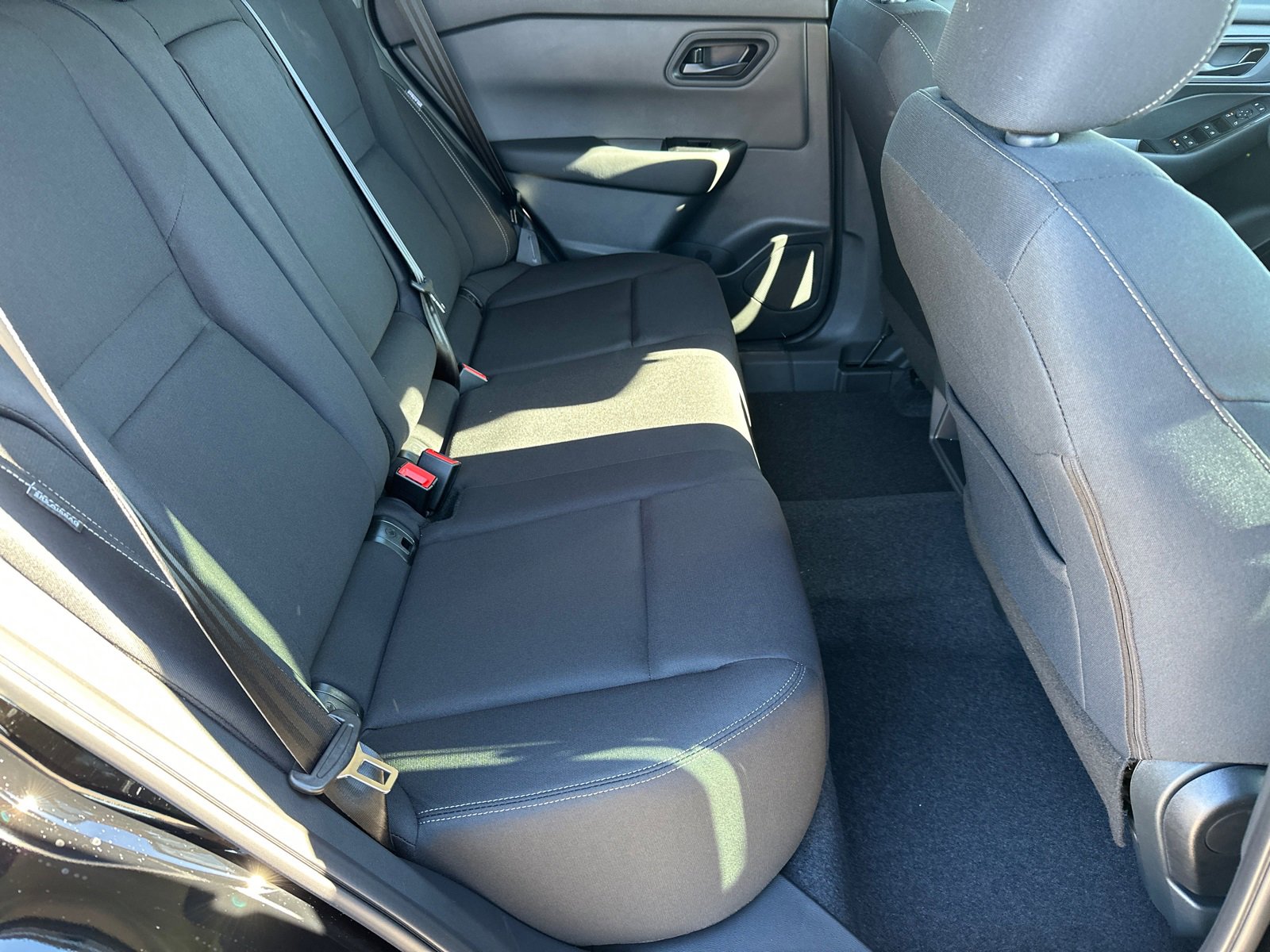 New 2026 Nissan Rogue S image 15