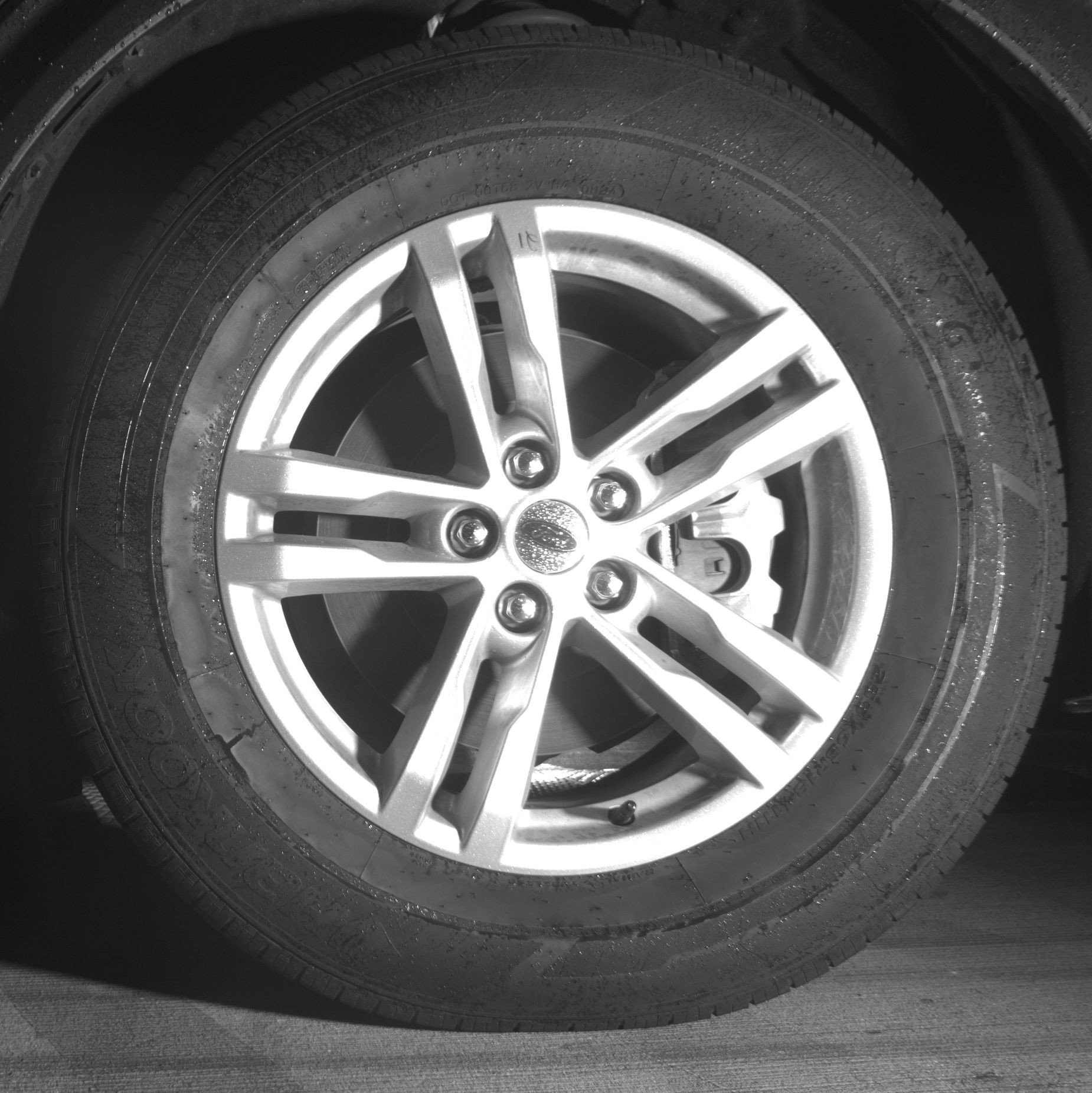 Used 2024 Ford Explorer XLT w/ Equipment Group 202A image 12