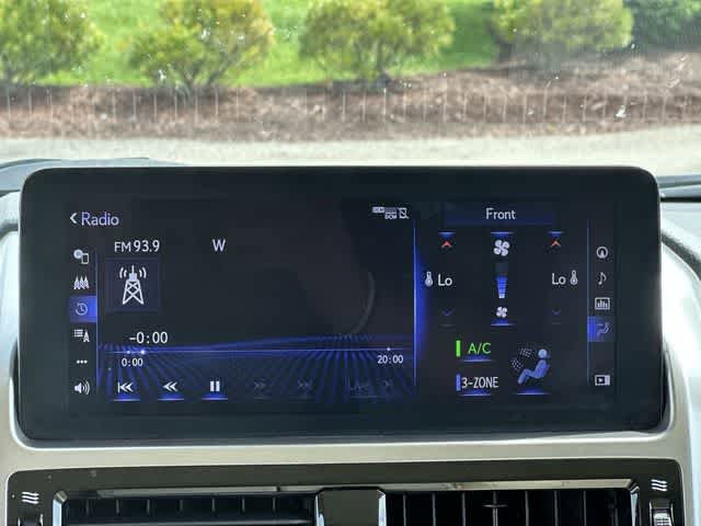 Used 2023 Lexus GX 460 Premium w/ Premium Package AWD/4WD image 12