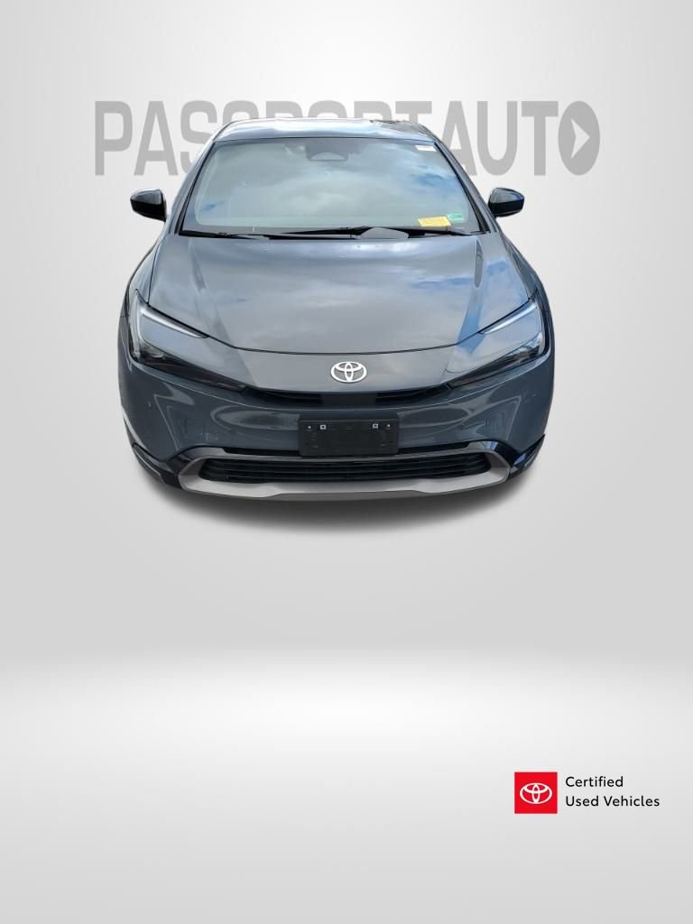 Certified 2024 Toyota Prius XLE image 1