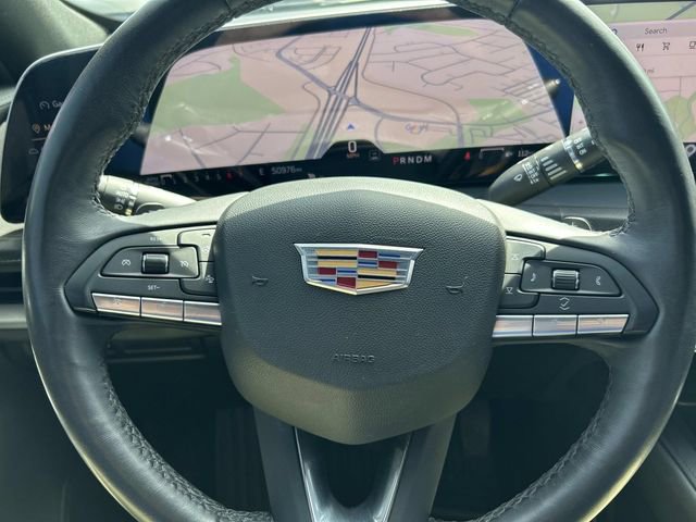 Used 2024 Cadillac XT4 Luxury w/ Cold Weather Package FWD image 31