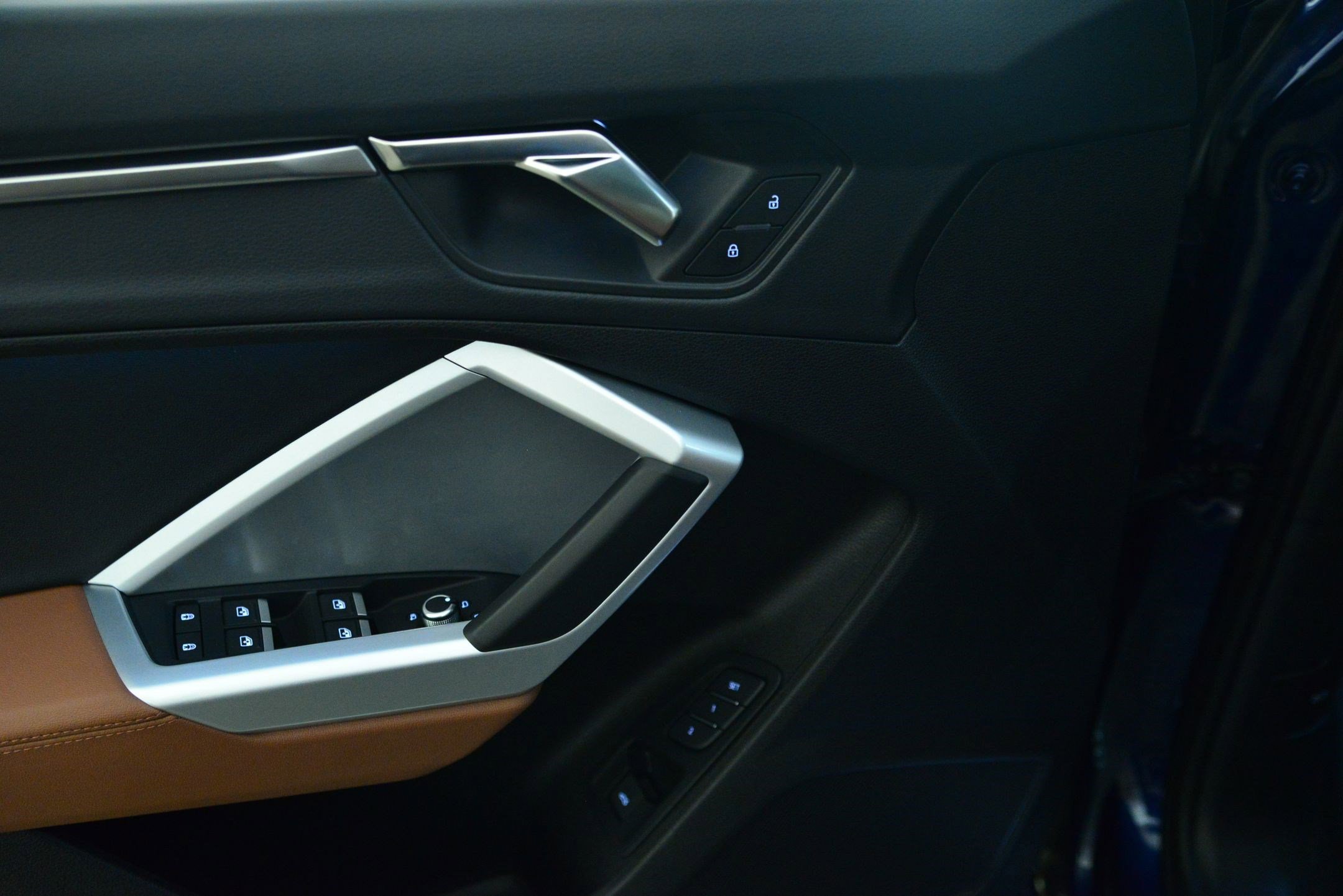 Certified 2025 Audi Q3 2.0T Premium w/ Convenience Package image 28