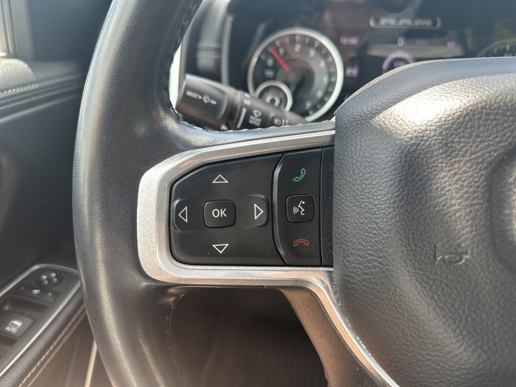 Used 2022 RAM 1500 Laramie AWD/4WD image 16
