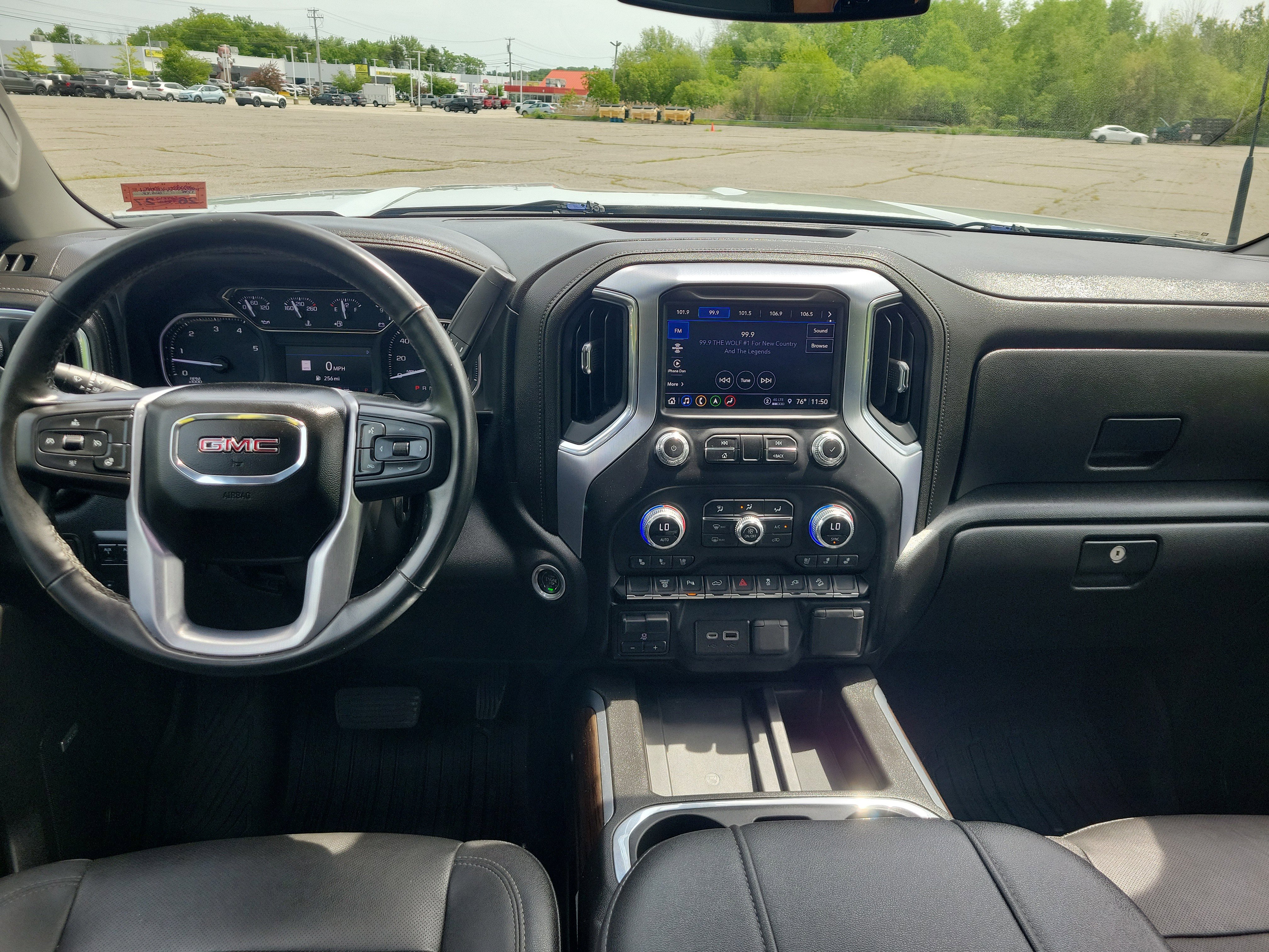 Used 2023 GMC Sierra 2500 SLT w/ SLT Premium Package AWD/4WD image 18