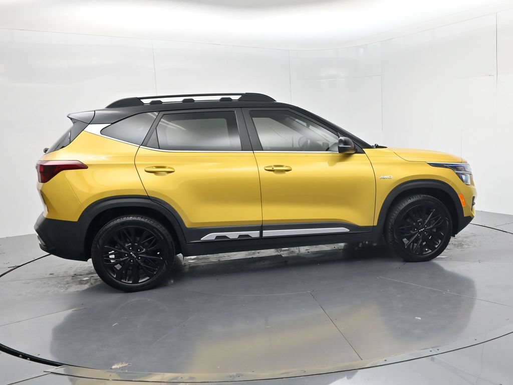 Certified 2023 Kia Seltos Nightfall Edition AWD/4WD image 8