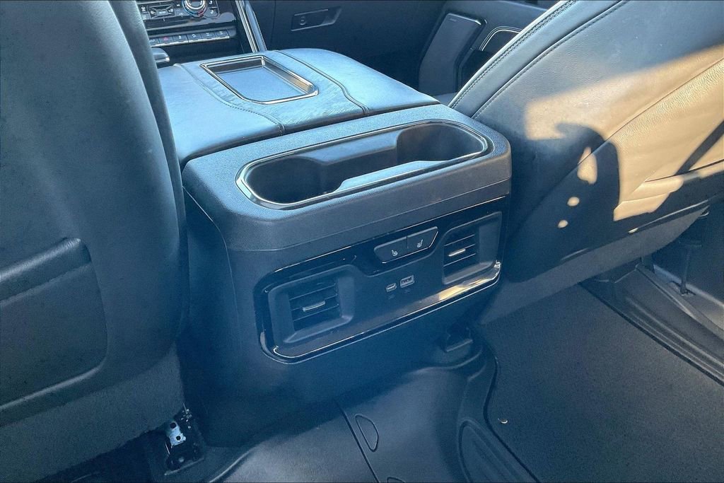 Used 2022 GMC Sierra 1500 AT4X image 32