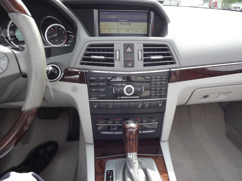 Used 2011 Mercedes-Benz E 350 Cabriolet image 20