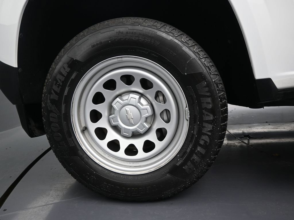 Used 2024 Chevrolet Colorado W/T w/ WT Convenience Package II image 10