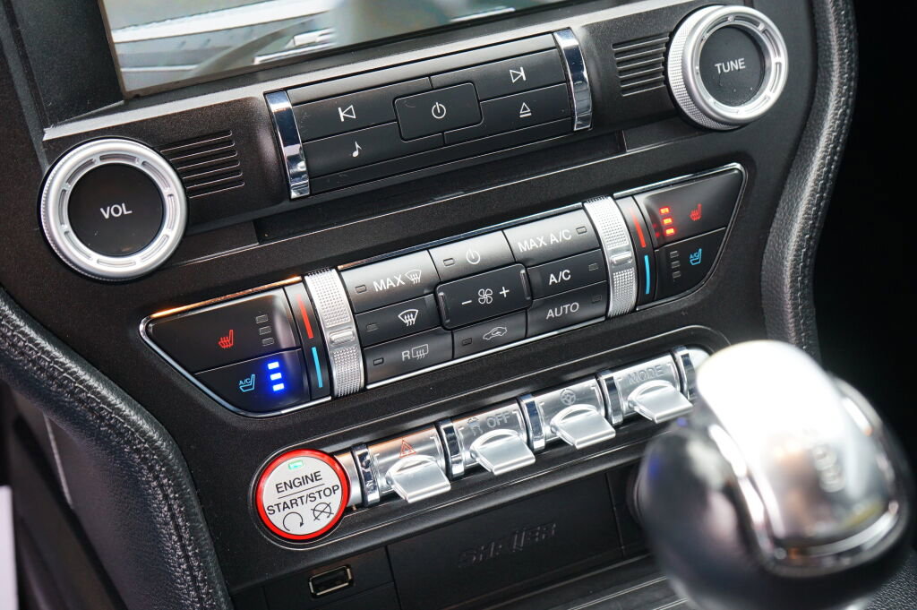 Used 2015 Ford Mustang GT Premium w/ Equipment Group 401A image 18