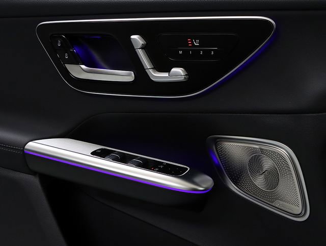 Certified 2026 Mercedes-Benz GLC 300 4MATIC image 24