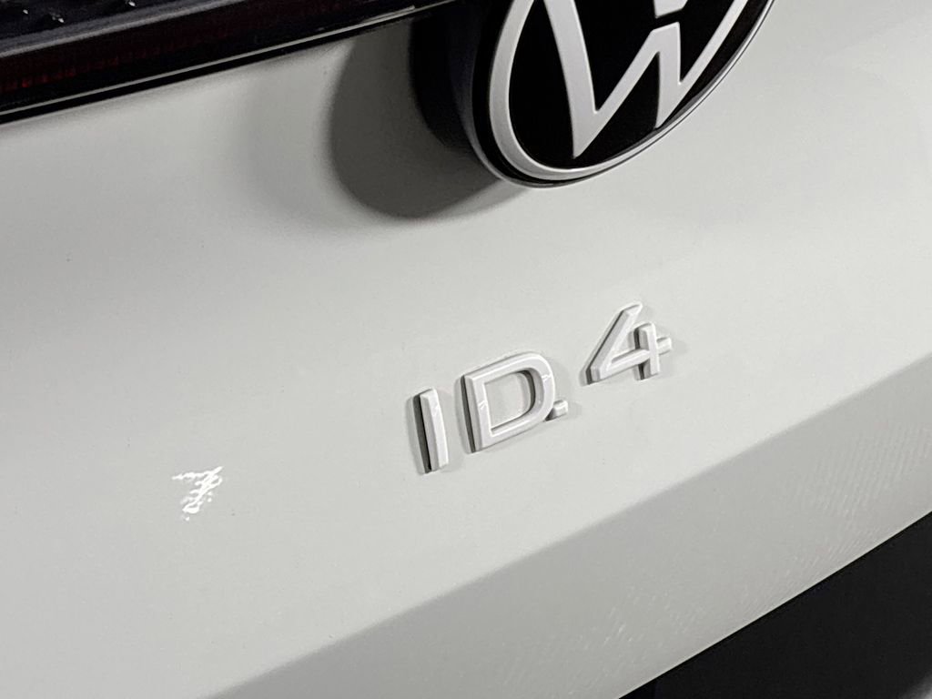 Certified 2024 Volkswagen ID.4 2WD image 24