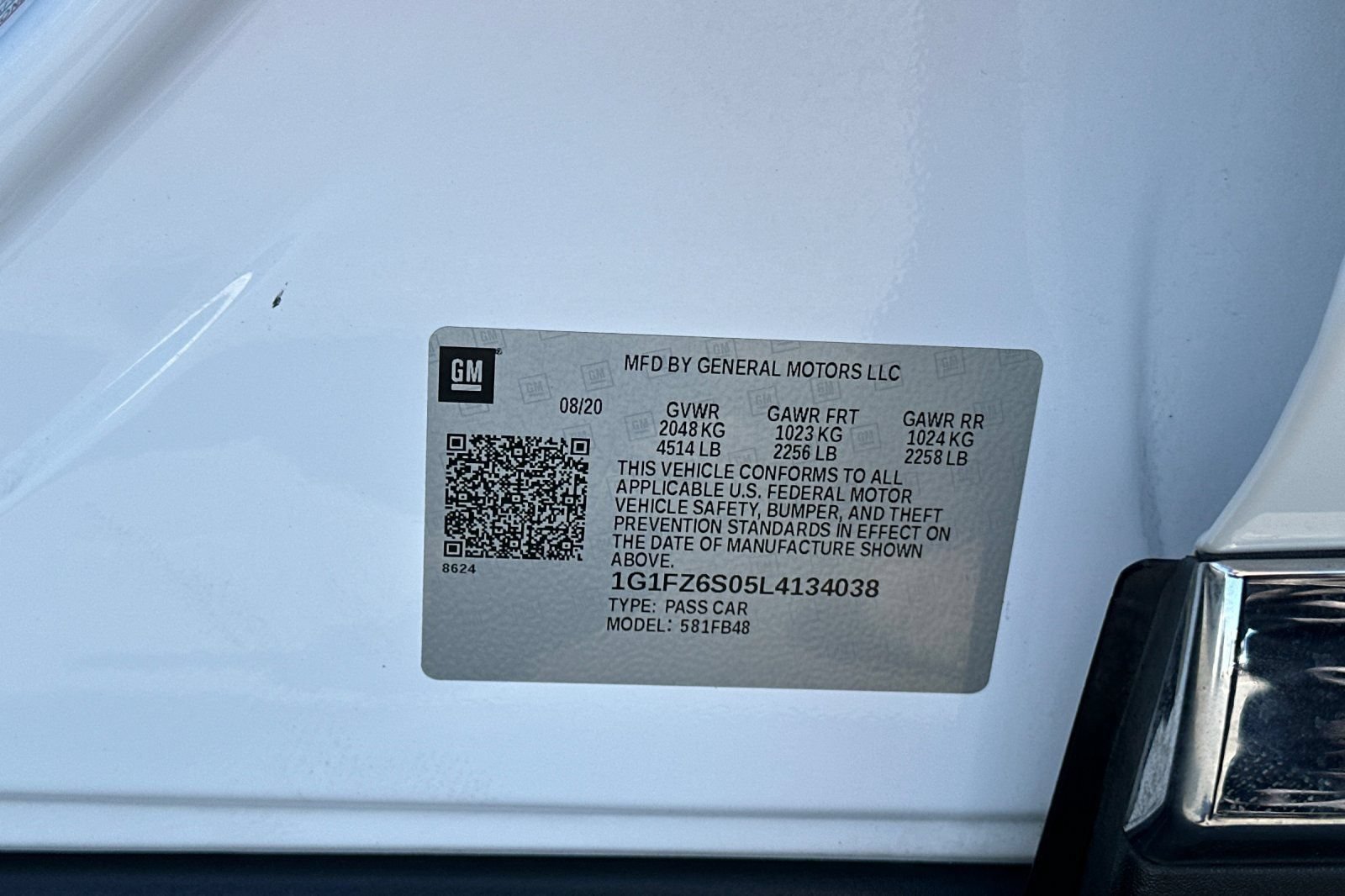 Used 2020 Chevrolet Bolt Premier w/ Infotainment Package FWD image 40