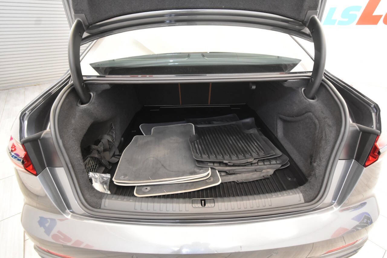 Used 2022 Audi A6 Premium Plus image 35