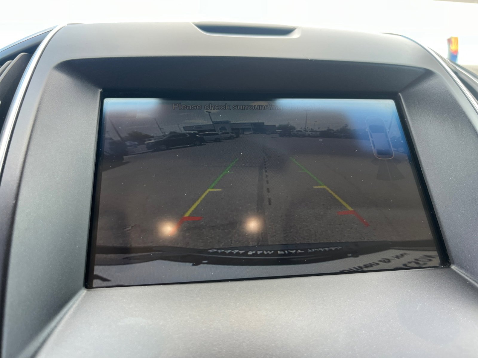 Used 2019 Ford Edge Titanium image 28