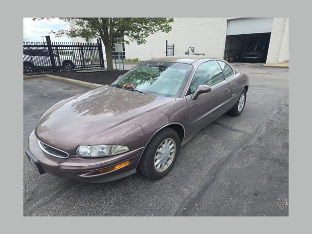 Used 1995 Buick Riviera Supercharged Coupe FWD image 1
