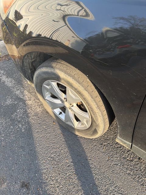 Used 2015 Subaru Forester 2.5i w/ Alloy Wheel Package image 8