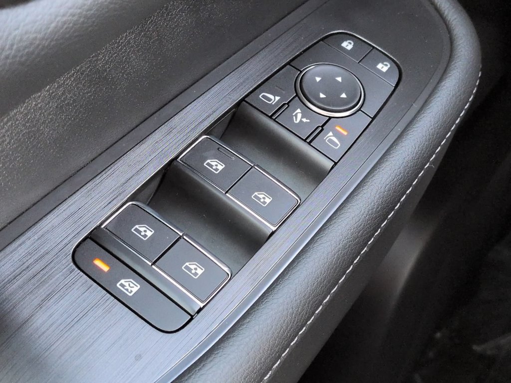 New 2026 Nissan Armada SL w/ Captain's Chari Seat Package RWD image 23