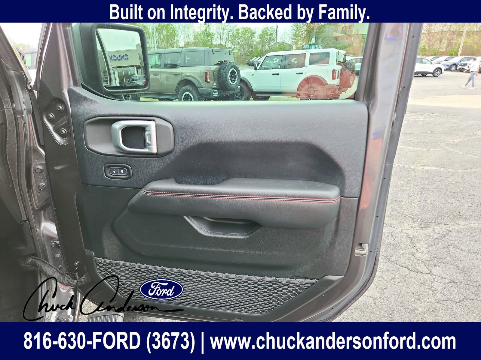 Used 2019 Jeep Wrangler Unlimited Rubicon AWD/4WD image 26