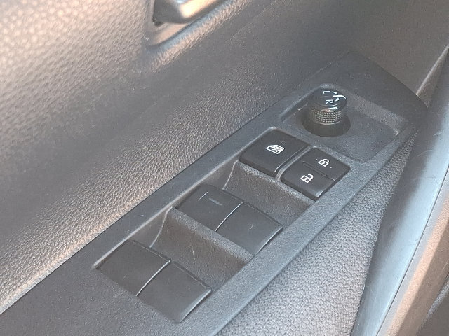 Used 2024 Toyota Corolla LE FWD image 24