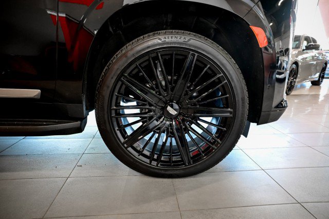 Used 2021 Cadillac Escalade ESV Premium Luxury AWD/4WD image 45