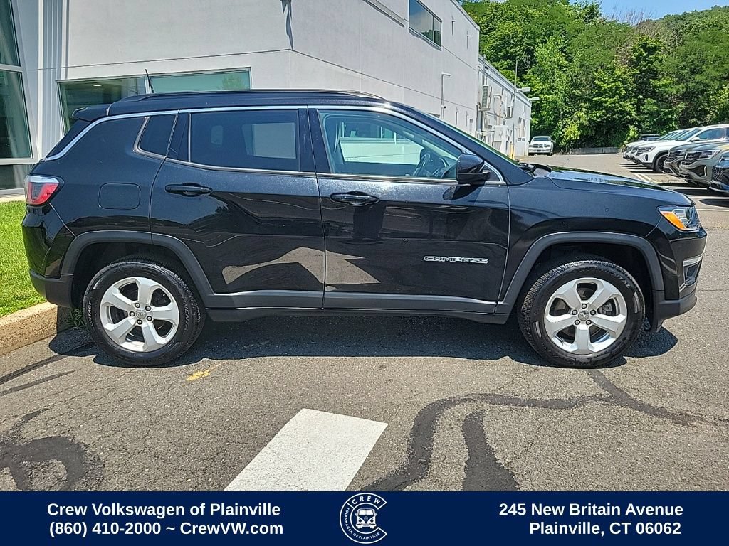 Used 2019 Jeep Compass Latitude AWD/4WD image 34