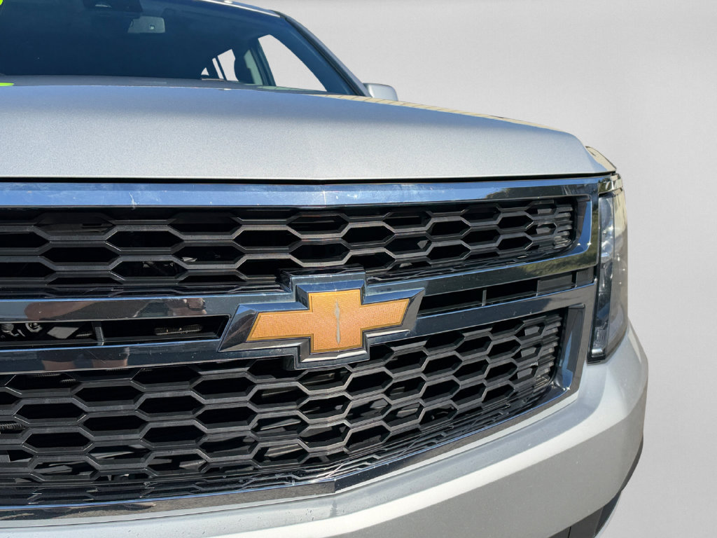 Used 2016 Chevrolet Suburban LT AWD/4WD image 32