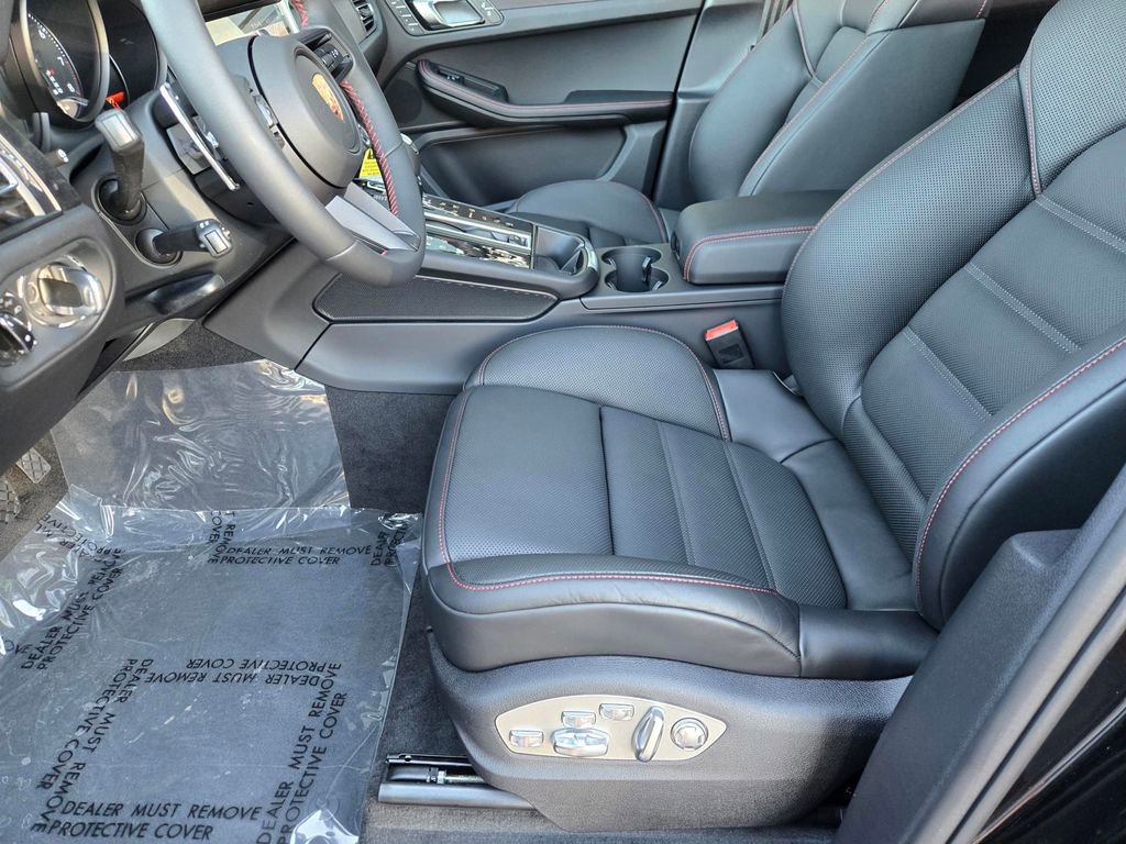 New 2026 Porsche Macan GTS AWD/4WD image 25