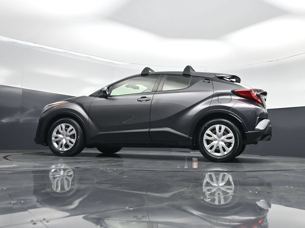 Used 2020 Toyota C-HR LE FWD image 49