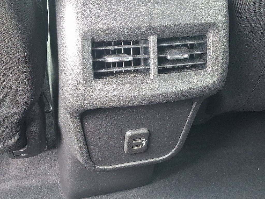 Certified 2021 Chevrolet Equinox LS w/ LS Convenience Package FWD image 11