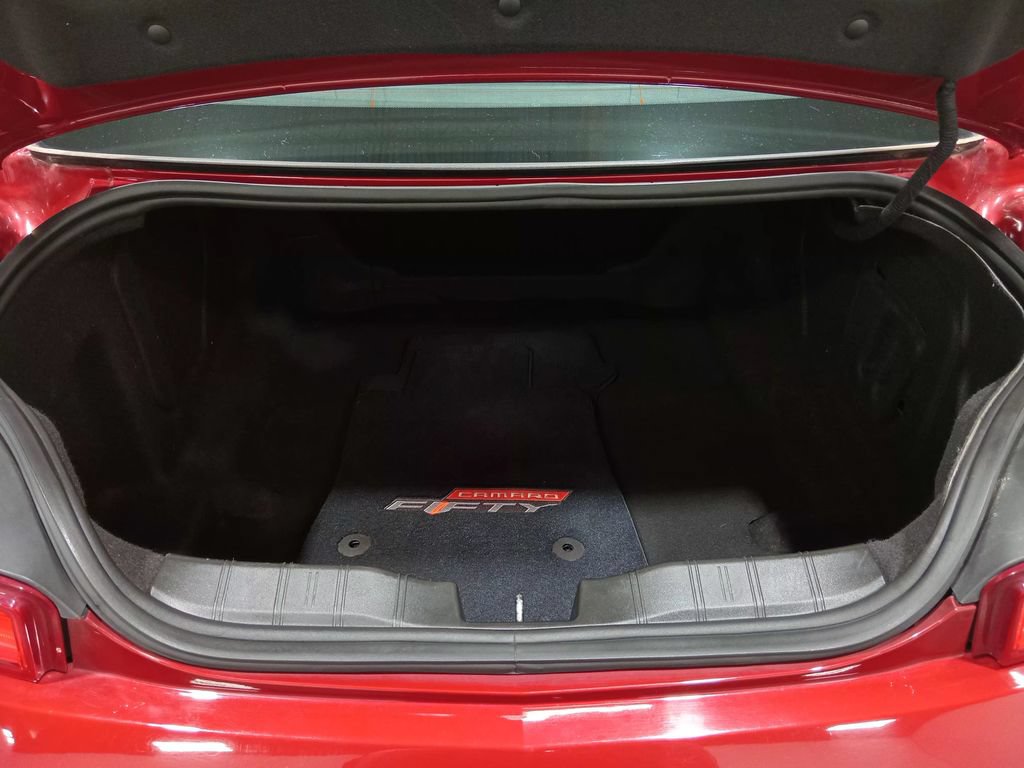 Used 2017 Chevrolet Camaro LT RWD image 6